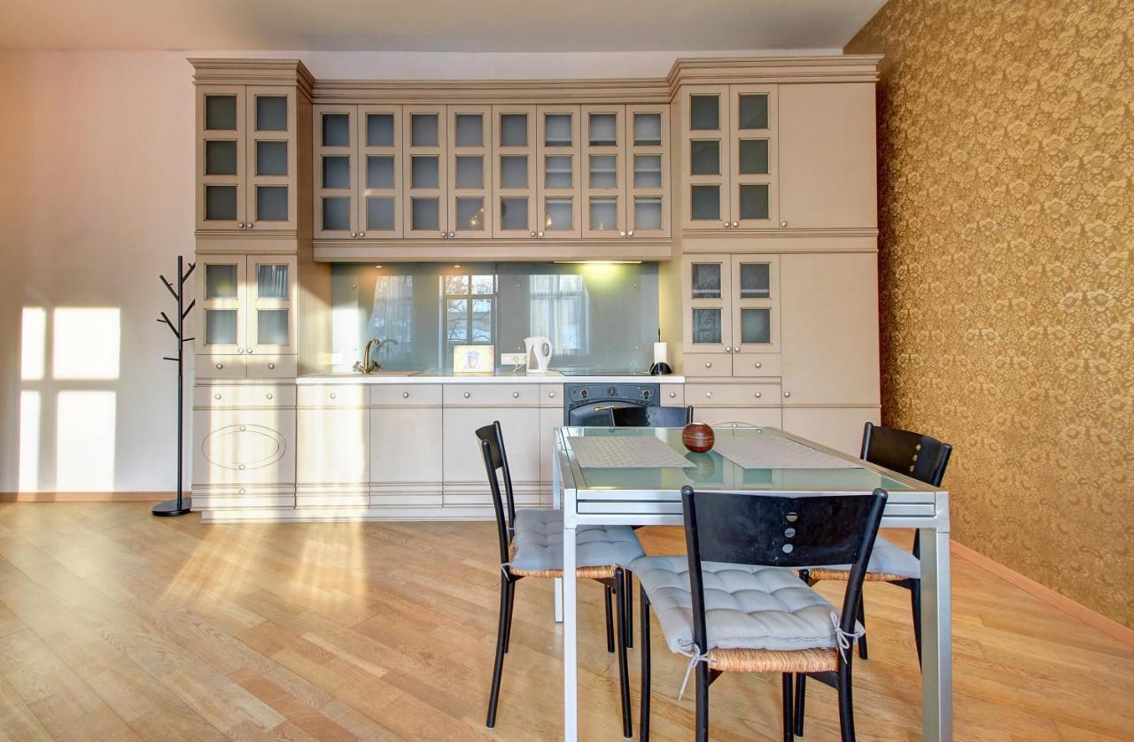 Romantic City Center Apartment In Old Town ヴィリニュス エクステリア 写真