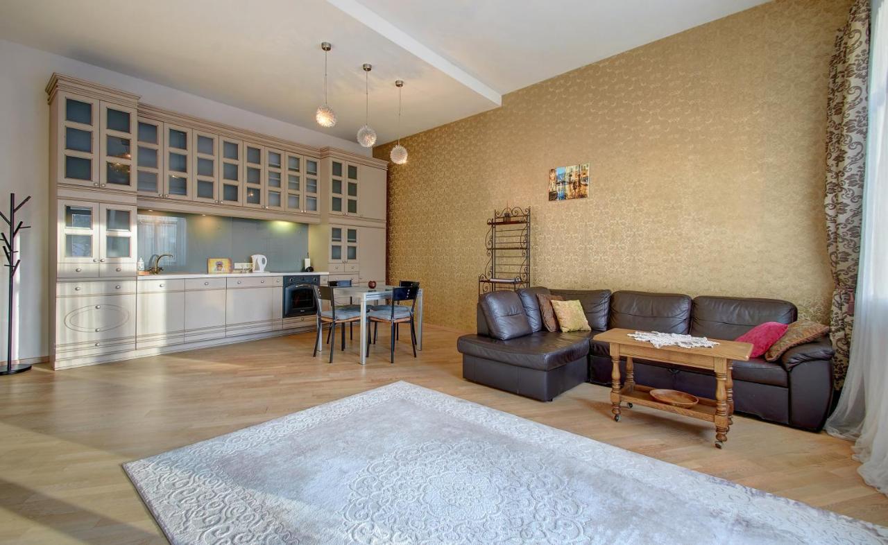 Romantic City Center Apartment In Old Town ヴィリニュス エクステリア 写真